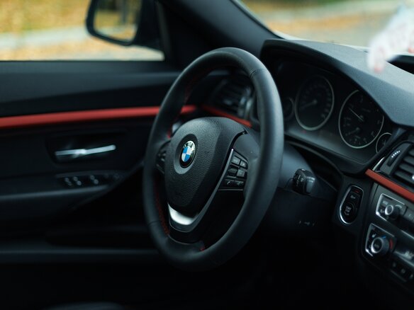 2016 BMW 3 серии Gran Turismo 320d xDrive VI (F3x) Рестайлинг, серебристый, 2490000 рублей - вид 7
