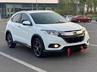 2022 Honda Vezel I Рестайлинг, белый, 1490000 рублей, вид 1
