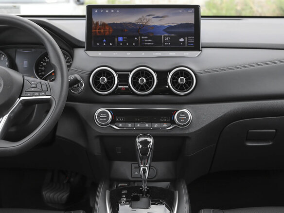 2026 Nissan X-Trail III Рестайлинг 2, белый, 2540000 рублей - вид 13