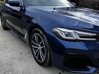 2020 BMW 5 серии 523d xDrive VII (G30/G31/G38) Рестайлинг, синий, 6550000 рублей, вид 2
