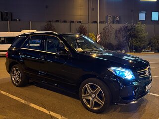 2016 Mercedes-Benz GLE 300 I (W166), чёрный, 5550000 рублей, вид 3