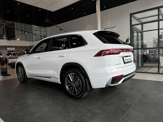 2026 Geely Monjaro I, белый, 4599990 рублей, вид 3
