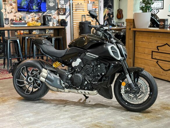 2025 Ducati Diavel V4, чёрный, 3300000 рублей - вид 14