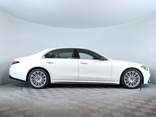 2021 Mercedes-Benz S-Класс 500 Long 4MATIC VII (W223), белый, 8900000 рублей, вид 4