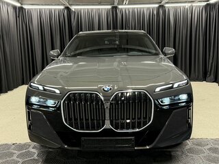 2023 BMW 7 серии 740d xDrive VII (G70), серый, 12100000 рублей, вид 2