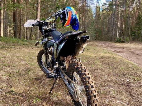 2022 BSE Z1, чёрный, 98000 рублей, вид 2