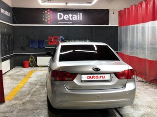2010 Kia Magentis 5-speed II Рестайлинг, серебристый, 850000 рублей, вид 3