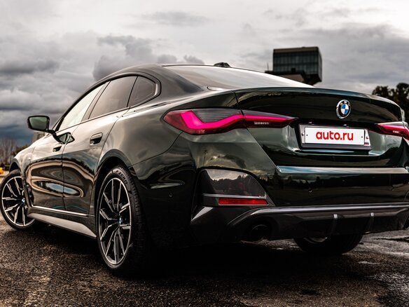 2021 BMW 4 серии 420i G22, G23, G26, зелёный, 5490000 рублей - вид 4