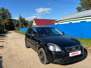 2009 Kia Rio II Рестайлинг, чёрный, 480000 рублей, вид 3