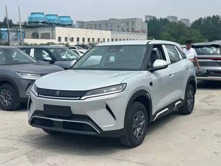 2026 BYD Yuan Up 45.12 kWh, белый, 1863000 рублей, вид 1