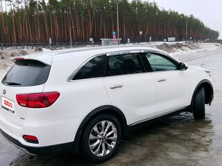 2019 Kia Sorento II Рестайлинг, белый, 3000000 рублей, вид 4