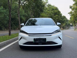 2025 BYD Qin L, белый, 1690000 рублей, вид 2