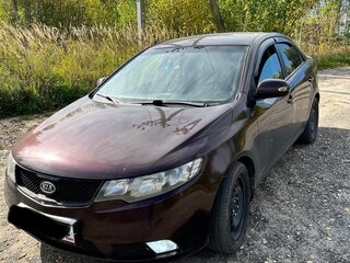 2009 Kia Cerato 5-speed II, красный, 480000 рублей, вид 1