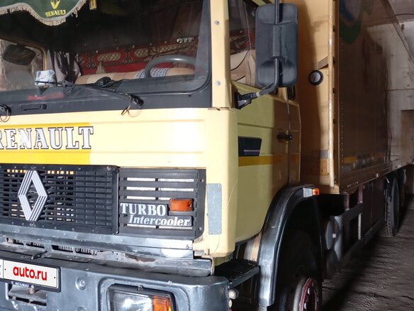 1991 Renault G230, жёлтый, 800000 рублей - вид 4