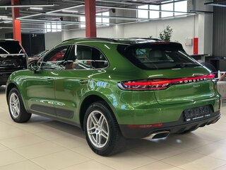 2021 Porsche Macan I Рестайлинг, зелёный, 5490000 рублей, вид 3