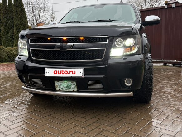 2006 Chevrolet Avalanche II, чёрный - вид 2