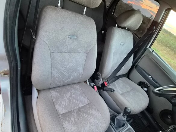 2008 Lada (ВАЗ) Kalina I, серебристый, 110000 рублей - вид 19