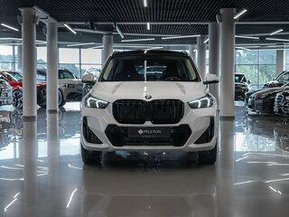 2026 BMW X1 Long 25Li xDrive III (U11/U12), белый, 5800000 рублей, вид 3