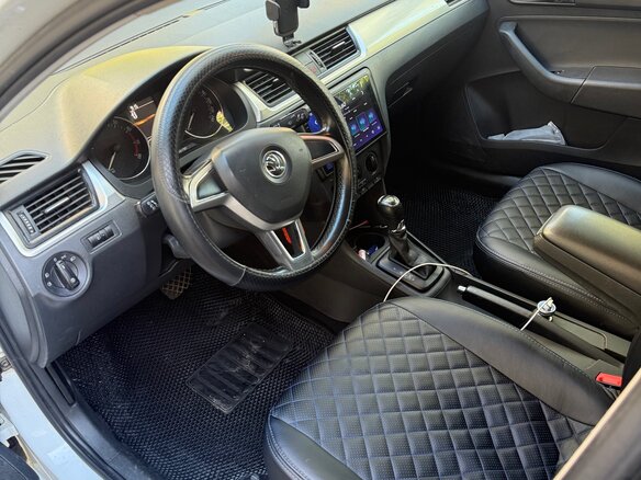 2015 Skoda Rapid I, белый - вид 8