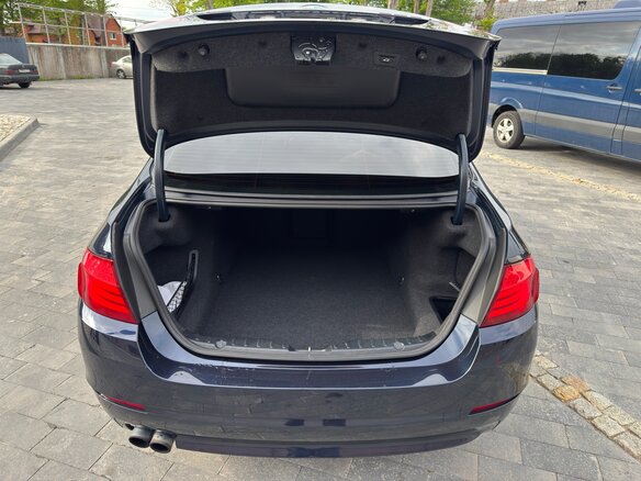 2012 BMW 5 серии 528i xDrive VI (F10/F11/F07), синий, 2350000 рублей - вид 10