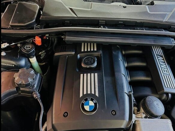 2008 BMW 3 серии 325i V (E90/E91/E92/E93), чёрный, 1200000 рублей - вид 11