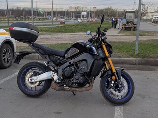 2021 Yamaha MT-09 (FZ-09), чёрный, 950000 рублей, вид 4