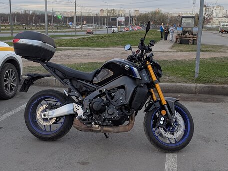 2021 Yamaha MT-09 (FZ-09), чёрный, 970000 рублей, вид 4