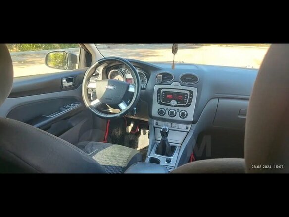 2011 Ford Focus II Рестайлинг, чёрный, 700000 рублей - вид 2