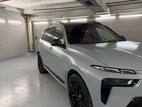 2022 BMW X7 40d I (G07) Рестайлинг, серый, 11000000 рублей, вид 2