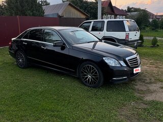 2010 Mercedes-Benz E-Класс 350 IV (W212, S212, C207), чёрный, 1390000 рублей, вид 5