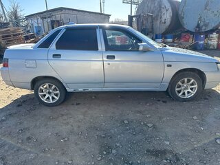 2004 Lada (ВАЗ) 2110, серебристый, 260000 рублей, вид 2