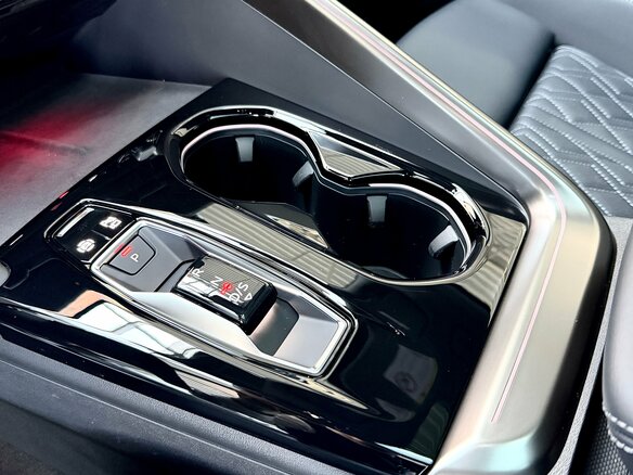 2026 Audi Q5 L III (GU), белый - вид 25