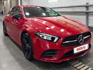 2019 Mercedes-Benz A-Класс 200 IV (W177), красный, 2440000 рублей, вид 2