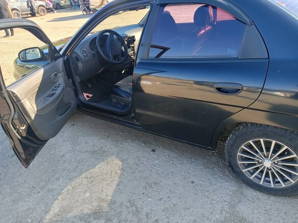 1999 Daewoo Nubira I, чёрный, 300000 рублей - вид 28