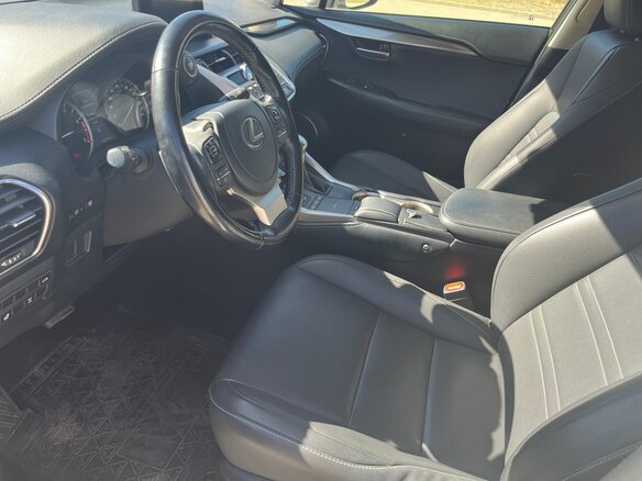 2020 Lexus NX 200 I Рестайлинг, белый, 3530000 рублей - вид 6