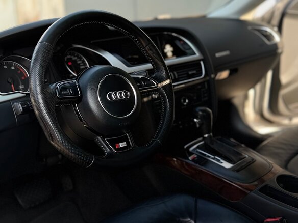 2009 Audi A5 I (8T), серебристый, 1350000 рублей - вид 12