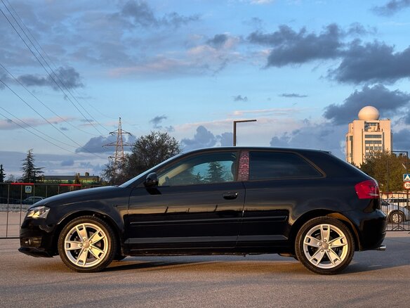 2009 Audi A3 II (8P) Рестайлинг 2, чёрный, 797000 рублей - вид 13
