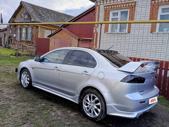 2008 Mitsubishi Lancer X, серебристый, 790000 рублей - вид 3