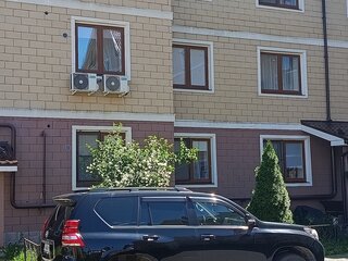 2011 Toyota Land Cruiser Prado 150 Series, чёрный, 2450000 рублей, вид 3