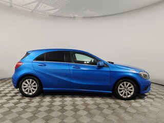 2014 Mercedes-Benz A-Класс 180 III (W176), голубой, 1125000 рублей, вид 4