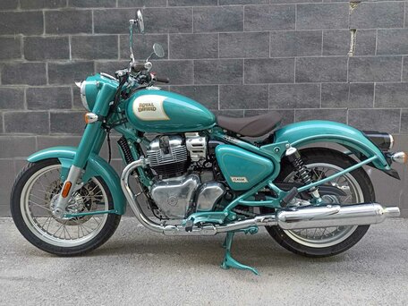 2026 Royal Enfield Classic 650, голубой, 713000 рублей, вид 2