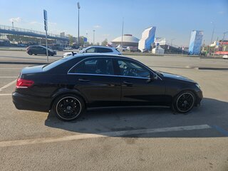 2015 Mercedes-Benz E-Класс 300 IV (W212, S212, C207) Рестайлинг, чёрный, 2300000 рублей, вид 4