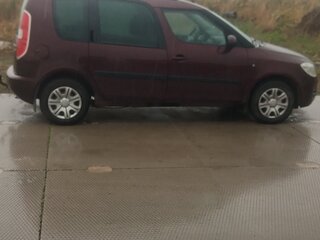 2009 Skoda Roomster I, пурпурный, 656565 рублей, вид 3