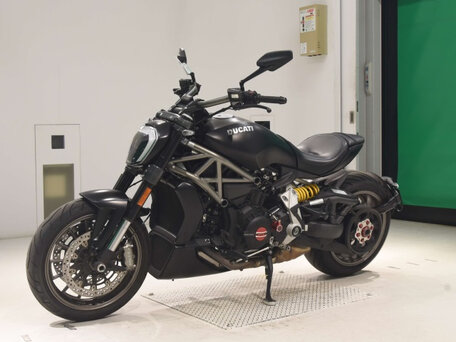 2016 Ducati Diavel 1260, чёрный, 1300000 рублей, вид 4