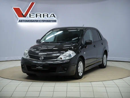 2010 Nissan Tiida I Рестайлинг, чёрный, 590000 рублей, вид 1