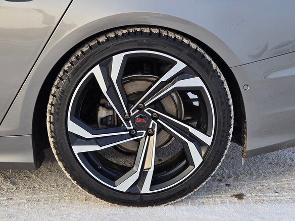 2023 Audi A6 40 TDI V (C8), серый, 5150000 рублей - вид 12