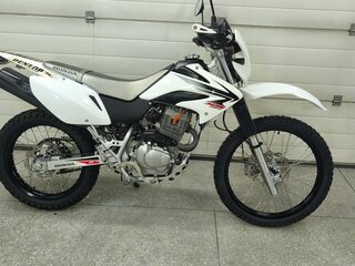 Honda XR 230