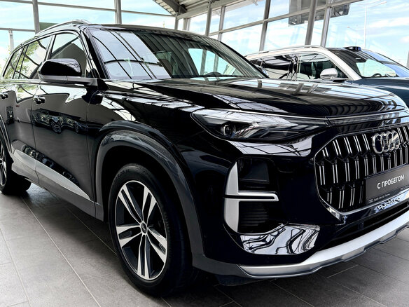 2023 Audi Q6 50 TFSI, чёрный, 6900000 рублей - вид 8