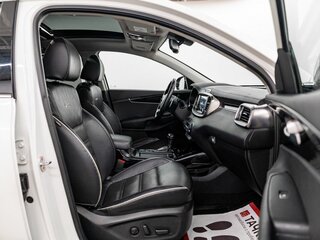 2018 Kia Sorento III Prime Рестайлинг, белый, 2700000 рублей, вид 5