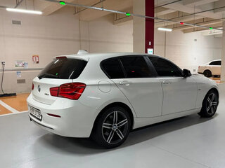 2018 BMW 1 серии 118d II (F20/F21) Рестайлинг 2, белый, 1480000 рублей, вид 3